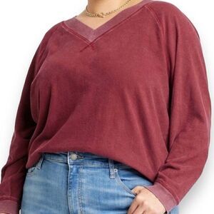 Universal Thread Lightweight LongSleeve Top